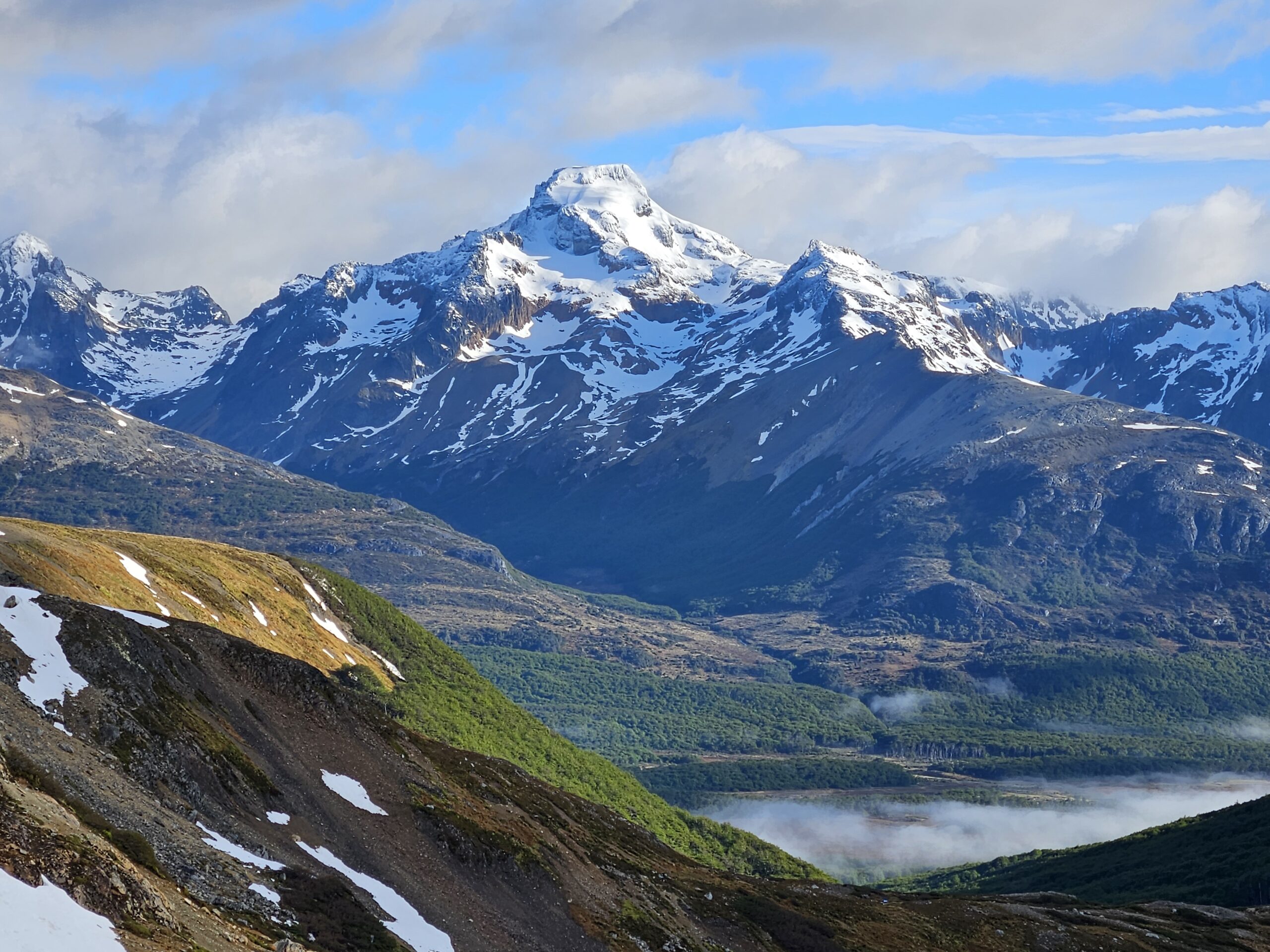 Mountain guide in Alvear Mountain
